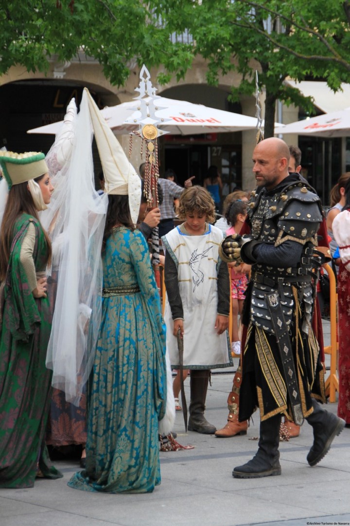 thumbnail_Estella_Lizarra_Semana Medieval4 (3)