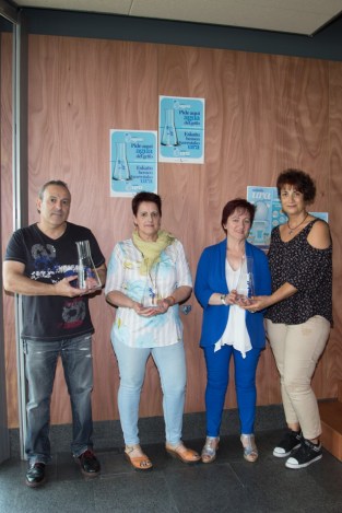 thumbnail_Jarras Agua Mancomunidad