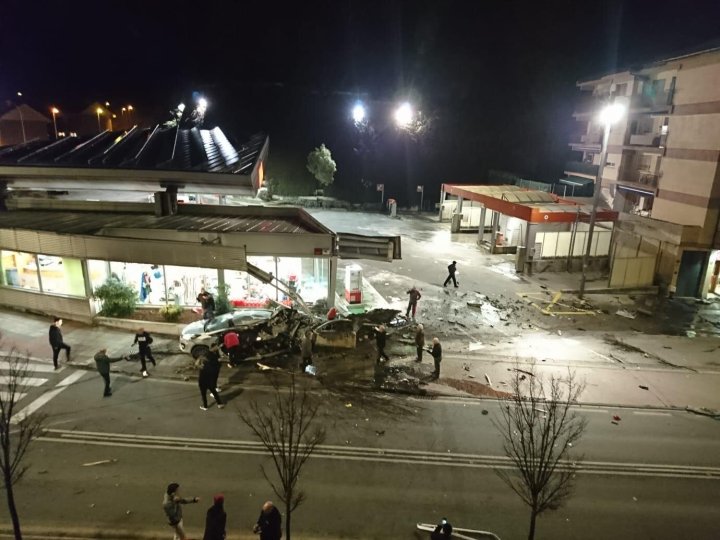 1583aca5-4146-4e8d-805b-03e33a820a89